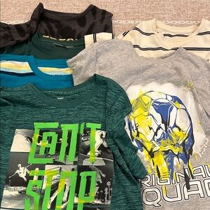 Boys' L- Graphic Tees Assorted Pack of 6 shirts